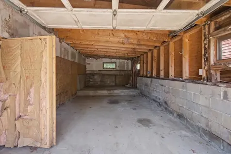 28 Eaton Street Lewiston ME 04240