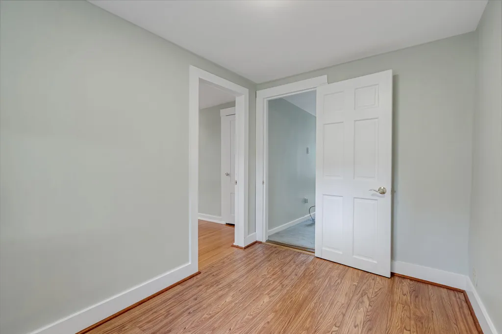 142 River Road Bowdoinham ME 04008
