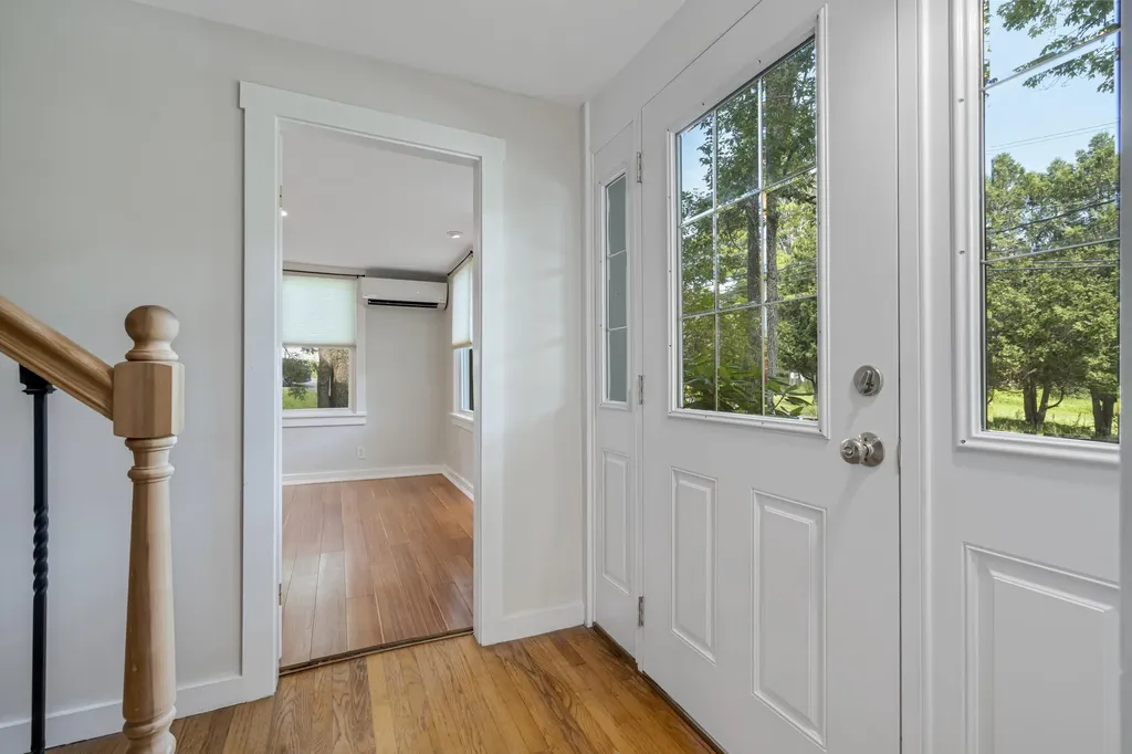 142 River Road Bowdoinham ME 04008