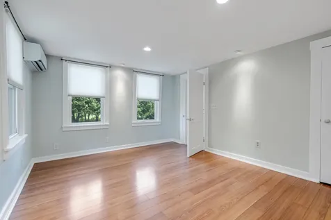 142 River Road Bowdoinham ME 04008