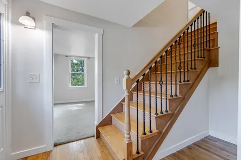 142 River Road Bowdoinham ME 04008