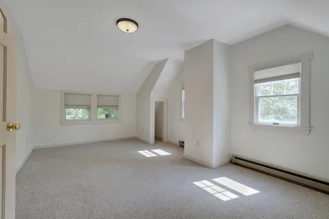 142 River Road Bowdoinham ME 04008