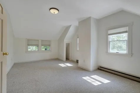 142 River Road Bowdoinham ME 04008