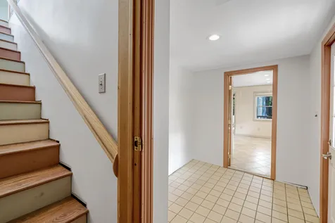 142 River Road Bowdoinham ME 04008