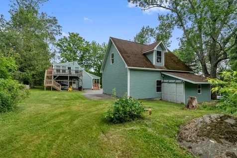 142 River Road Bowdoinham ME 04008
