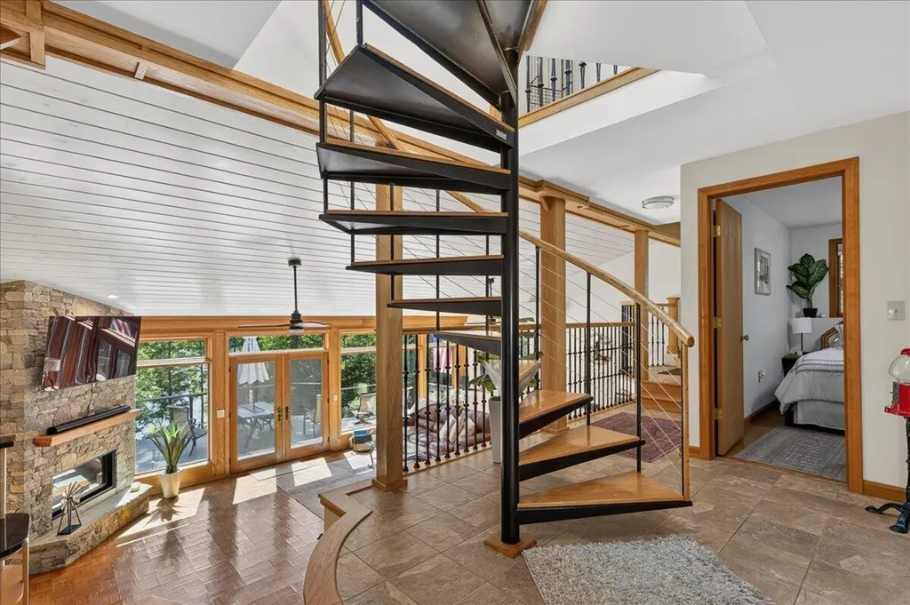 10 Bridle Path Dedham ME 04429