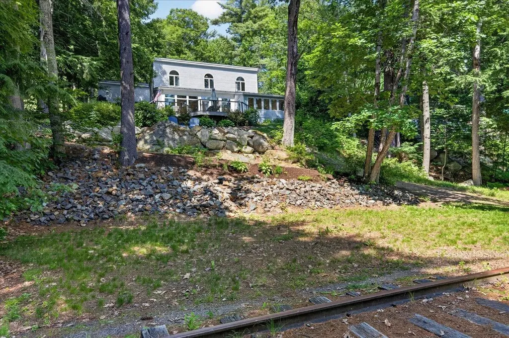 10 Bridle Path Dedham ME 04429