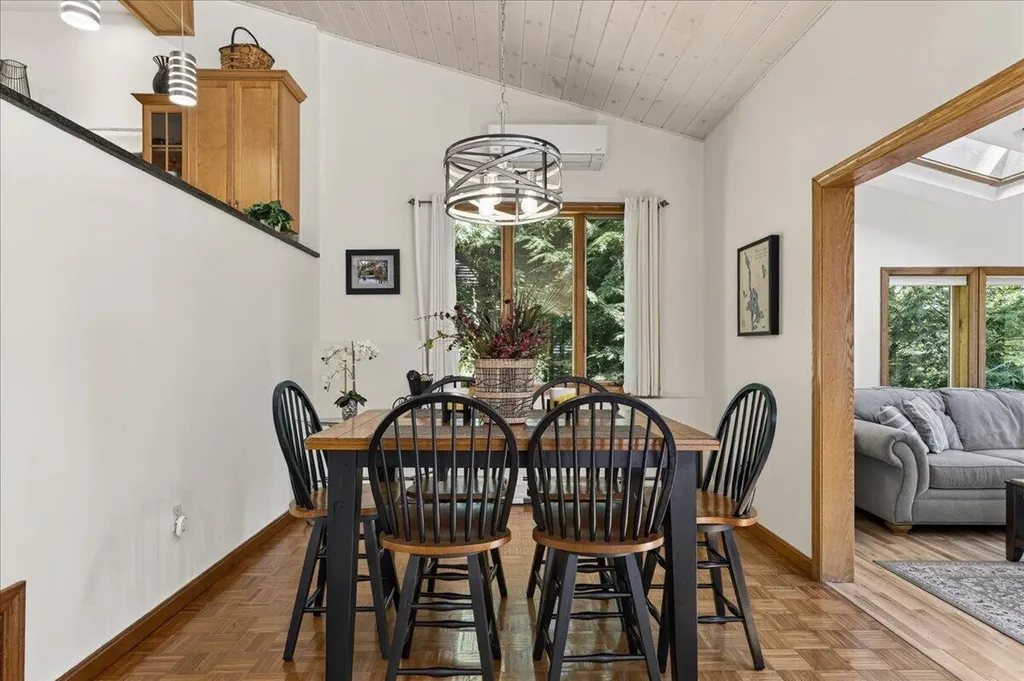 10 Bridle Path Dedham ME 04429