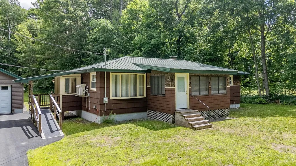 19 Summer Street Milo ME 04463