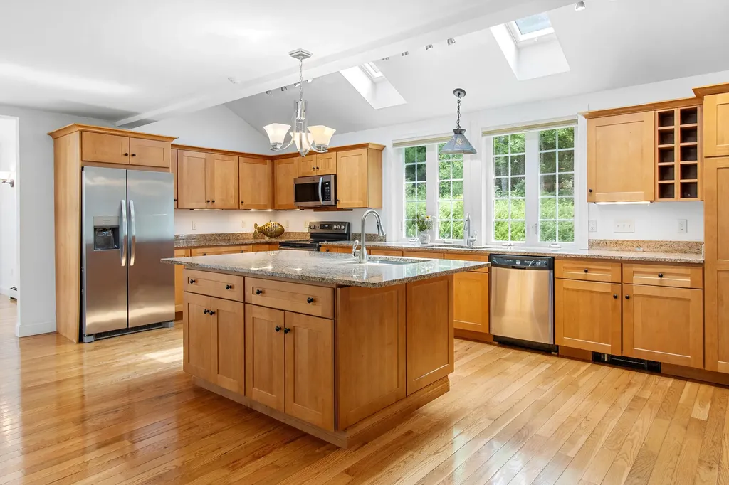 645 Wallston Road Saint George ME 04860