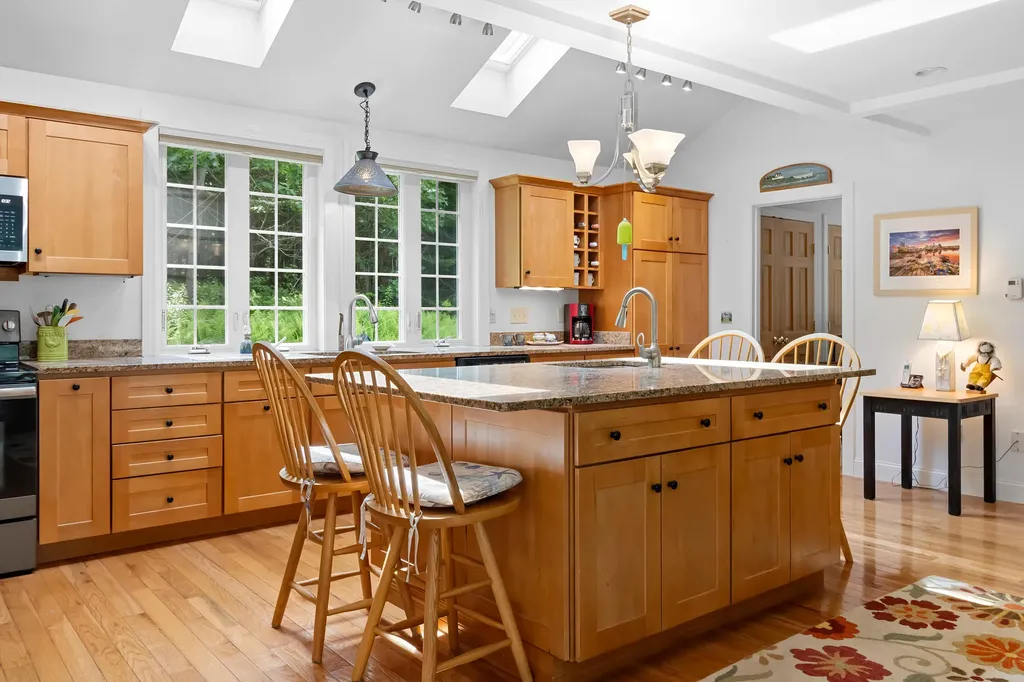 645 Wallston Road Saint George ME 04860