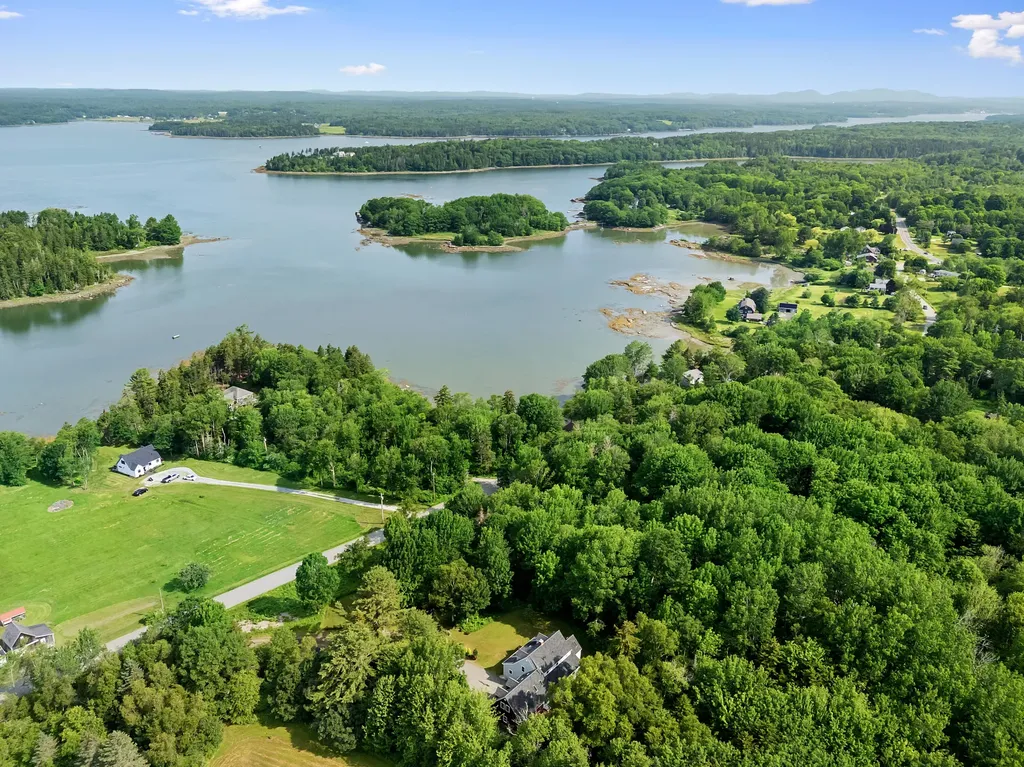 645 Wallston Road Saint George ME 04860