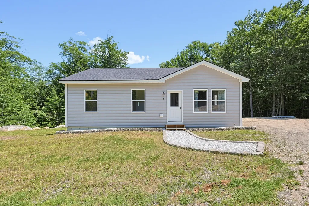 98 Walter Hill Road Naples ME 04055