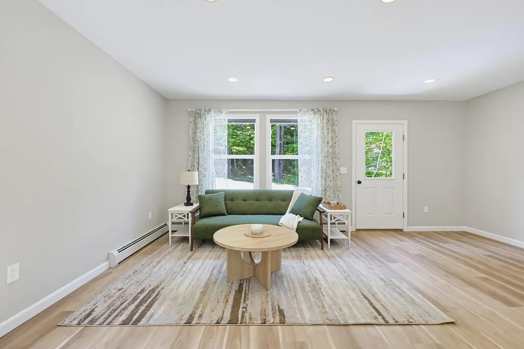 98 Walter Hill Road Naples ME 04055