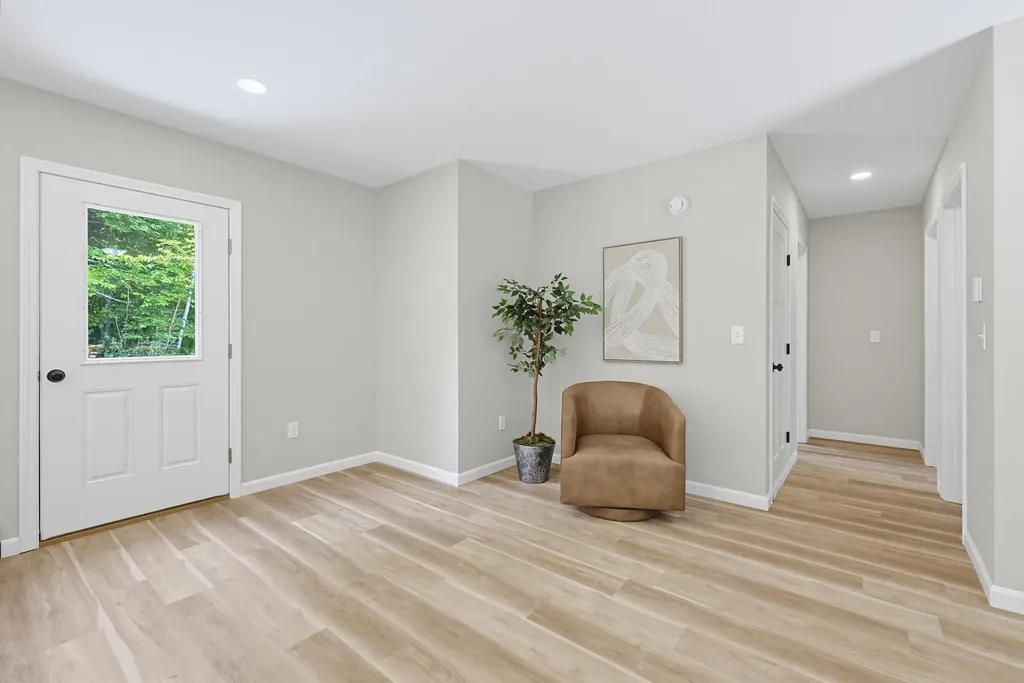 98 Walter Hill Road Naples ME 04055