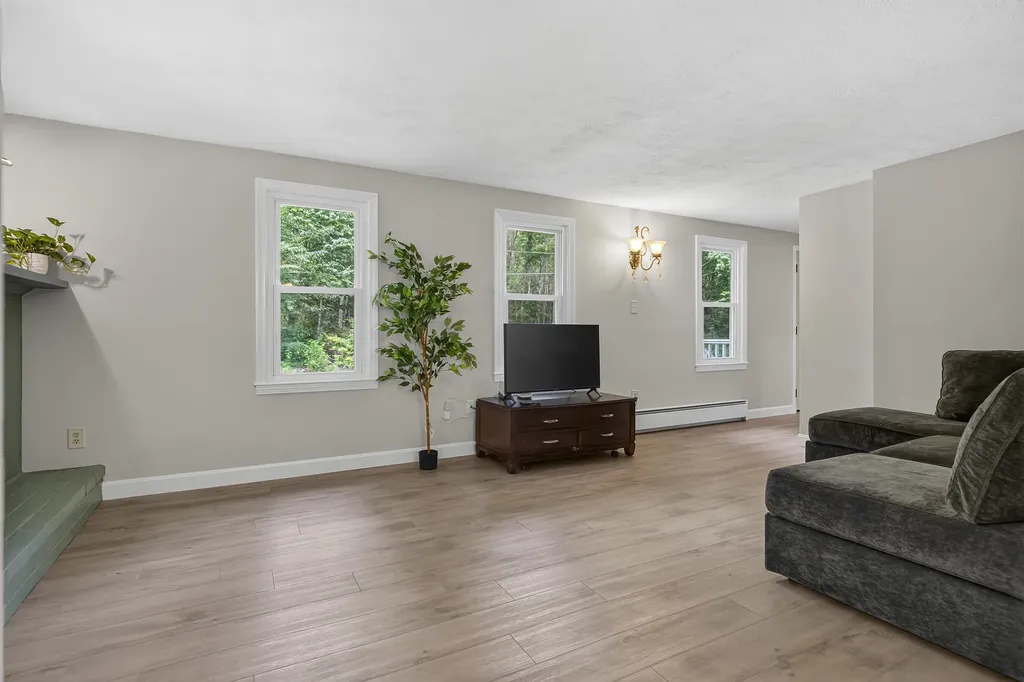 248 Harry Howes Road Sanford ME 04073