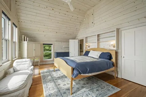 54 Mcfarland Shore Road Bristol ME 04554