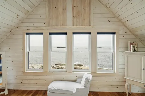54 Mcfarland Shore Road Bristol ME 04554
