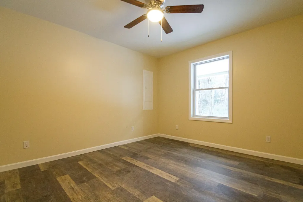 28 Jacques Lane Oakland ME 04963