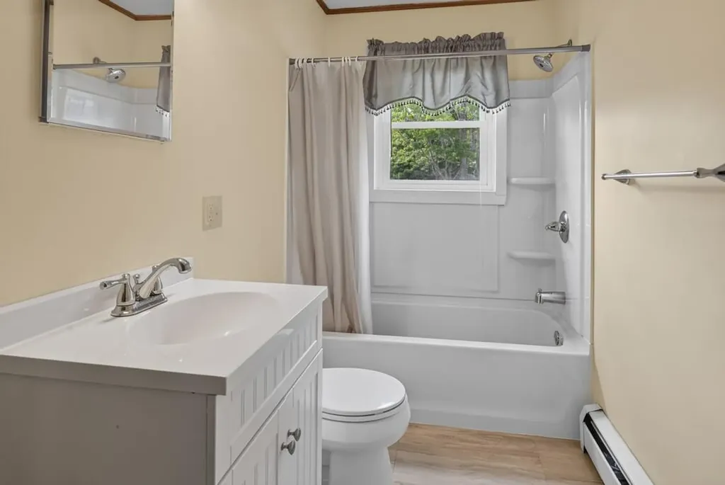 28 Marine Street Winterport ME 04496