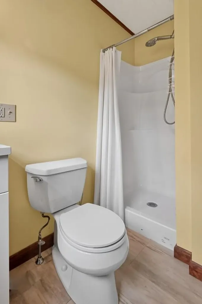 28 Marine Street Winterport ME 04496