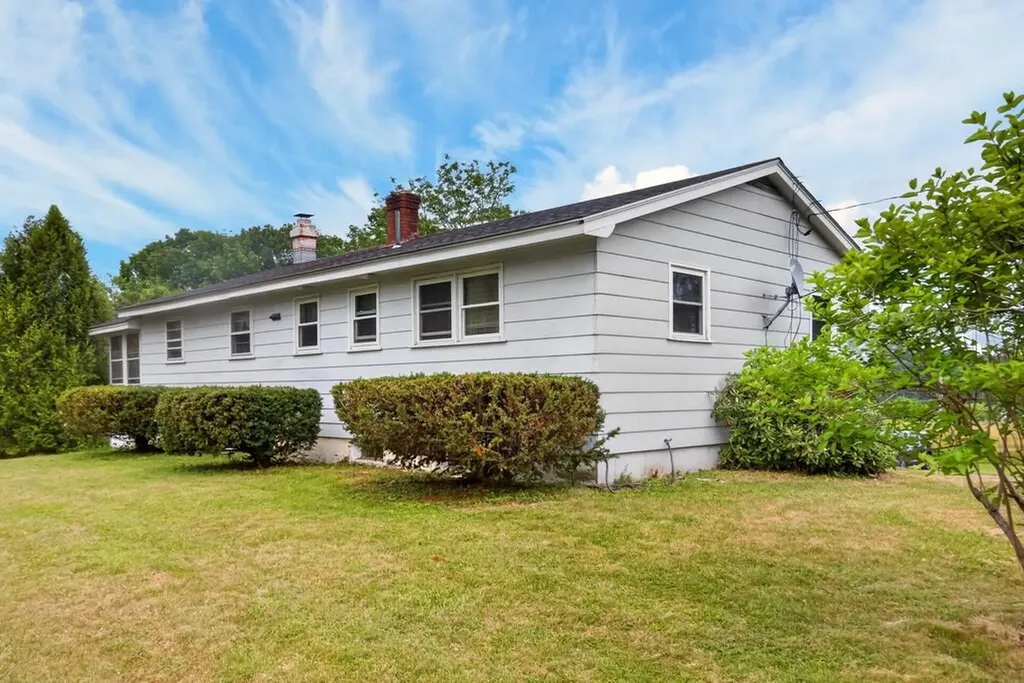 28 Marine Street Winterport ME 04496