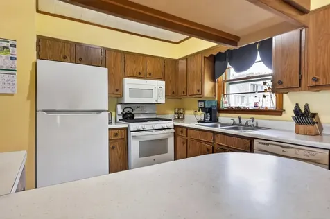 28 Marine Street Winterport ME 04496