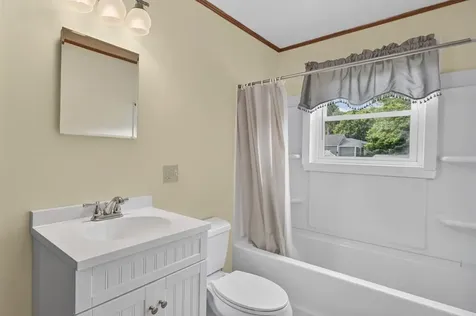 28 Marine Street Winterport ME 04496