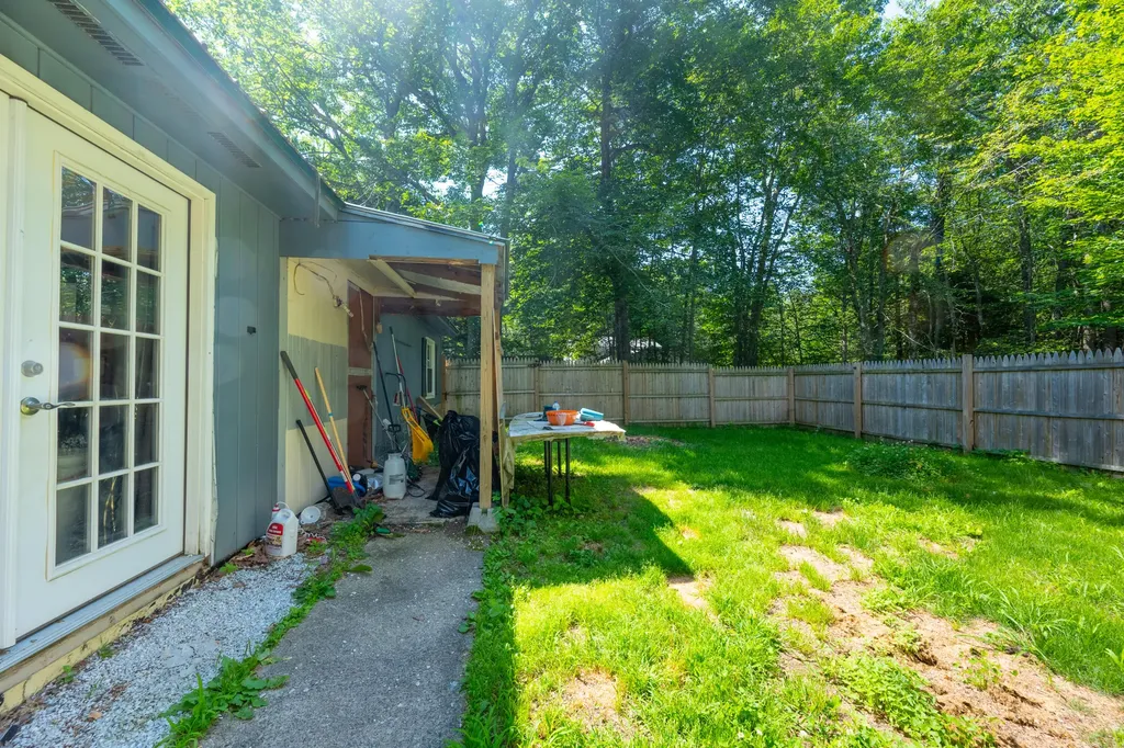 12 Lambert Avenue Augusta ME 04330