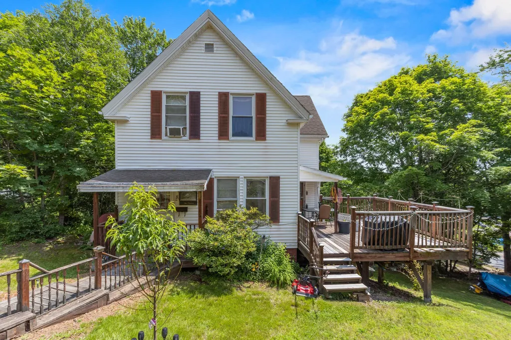8 Goddard Street Bath ME 04530