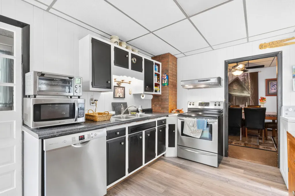 8 Goddard Street Bath ME 04530