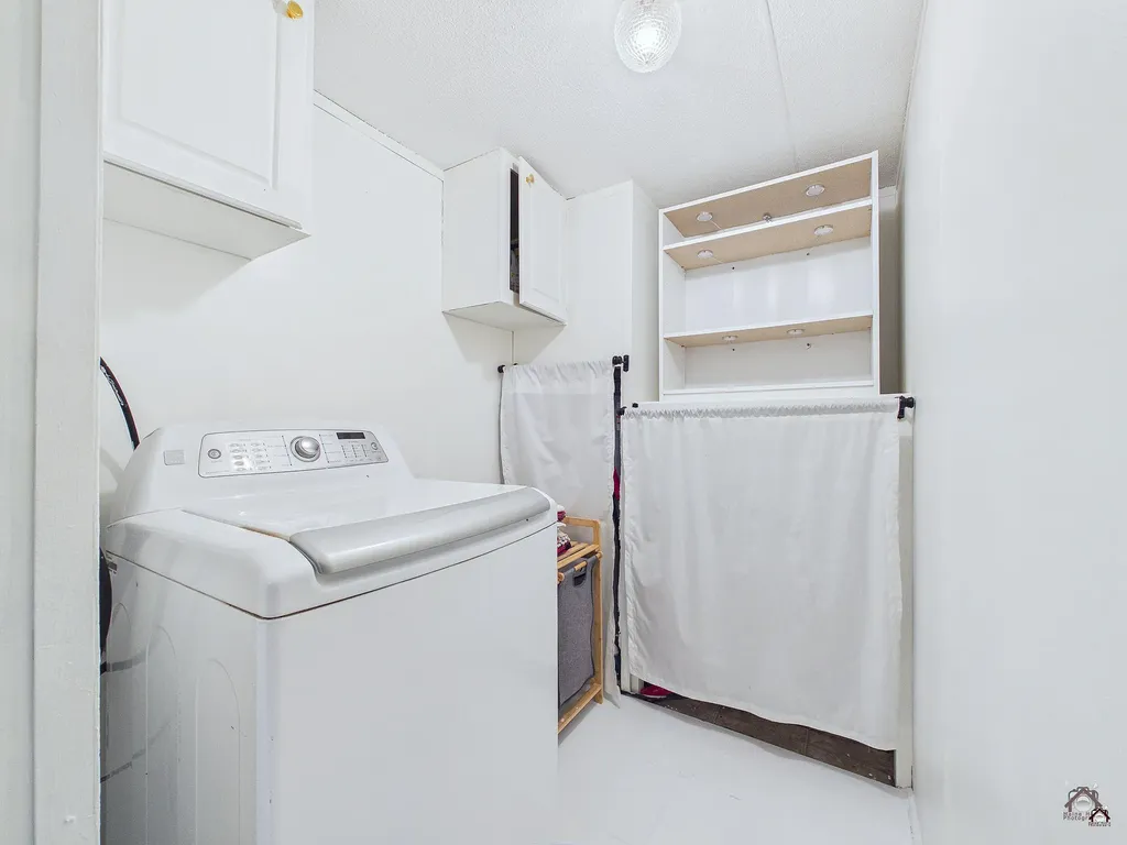 56 King Road Lisbon ME 04280