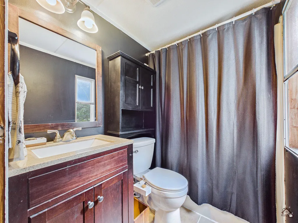 56 King Road Lisbon ME 04280