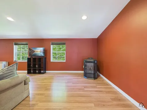 56 King Road Lisbon ME 04280
