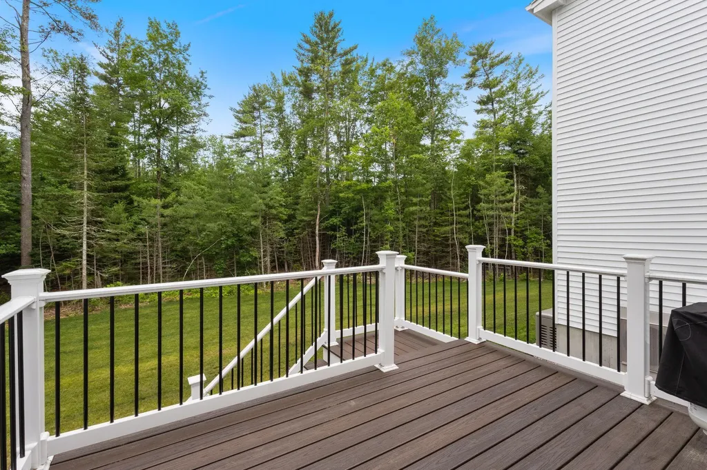 157 Brimstone Road Arundel ME 04046