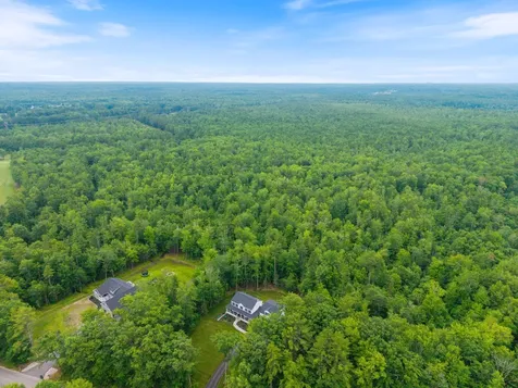 157 Brimstone Road Arundel ME 04046
