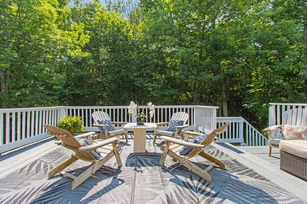 2 Little Brook Drive Falmouth ME 04105