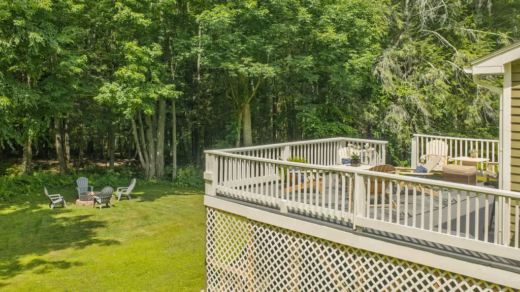 2 Little Brook Drive Falmouth ME 04105