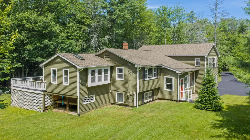 2 Little Brook Drive Falmouth ME 04105