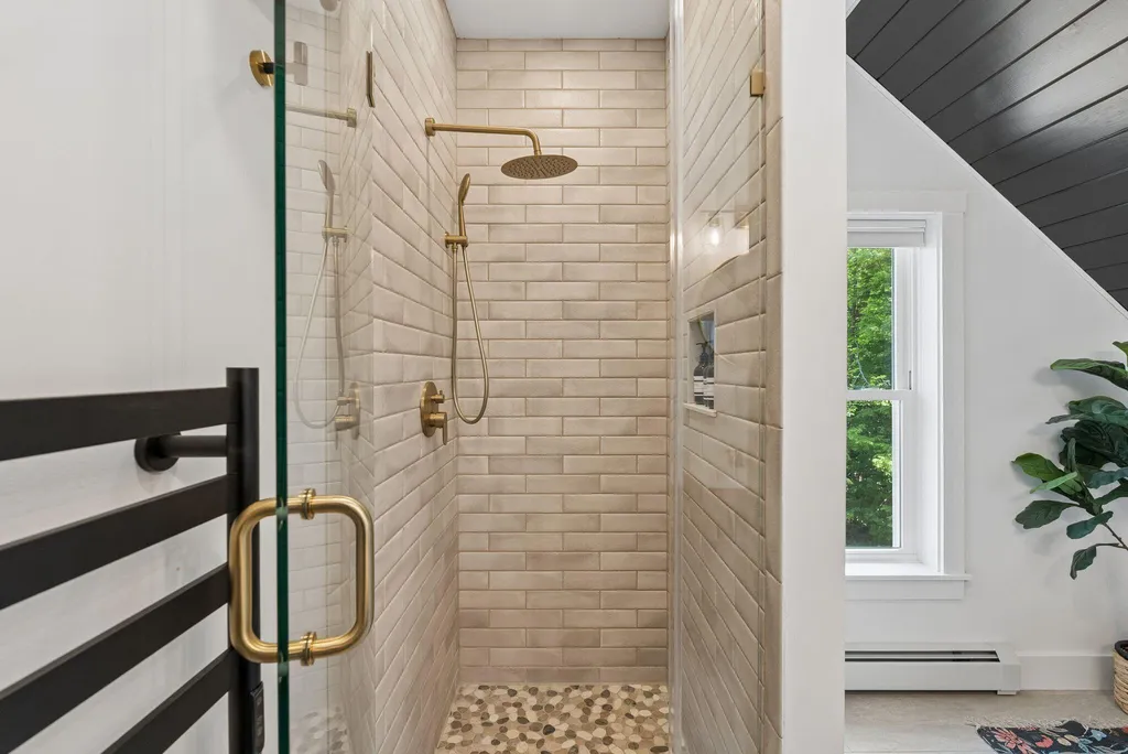 50 Hickory Drive Woodstock ME 04219