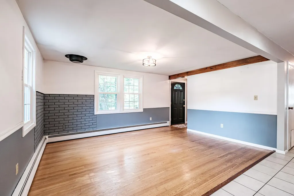 262 Holmes Road Scarborough ME 04074