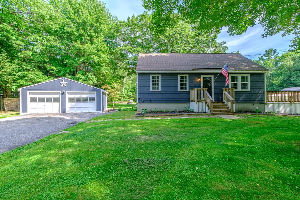 262 Holmes Road Scarborough ME 04074