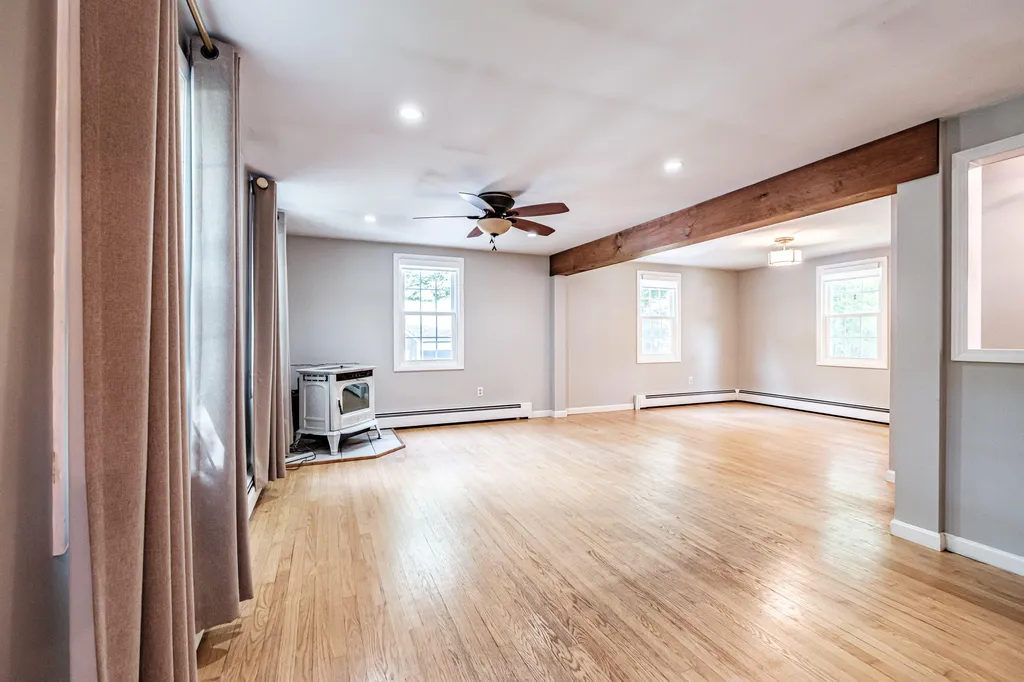 262 Holmes Road Scarborough ME 04074