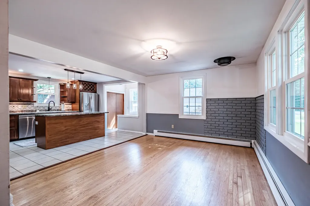 262 Holmes Road Scarborough ME 04074