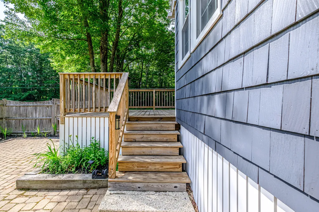 262 Holmes Road Scarborough ME 04074