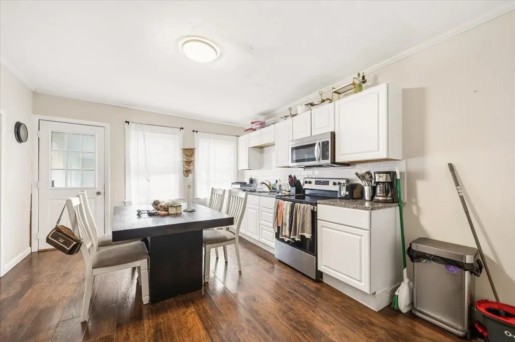 8 Piersons Lane Biddeford ME 04005