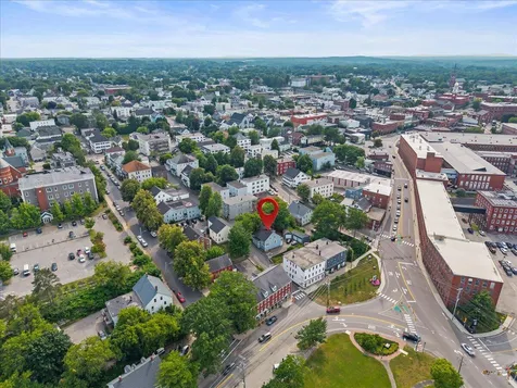 8 Piersons Lane Biddeford ME 04005