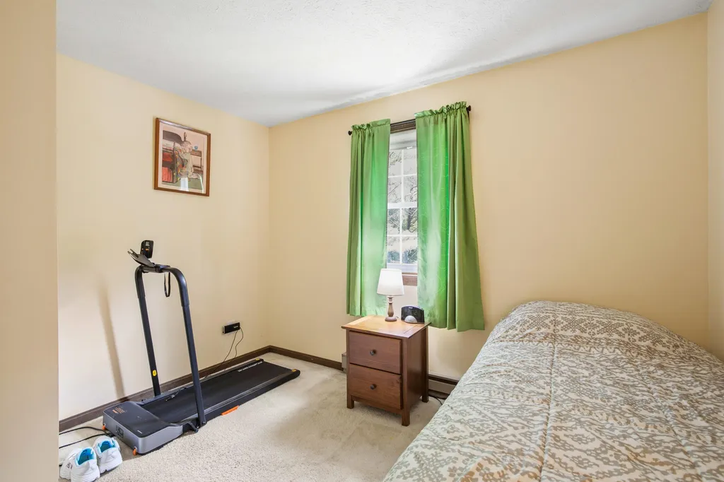 87 1/2 Harpswell Road Brunswick ME 04011