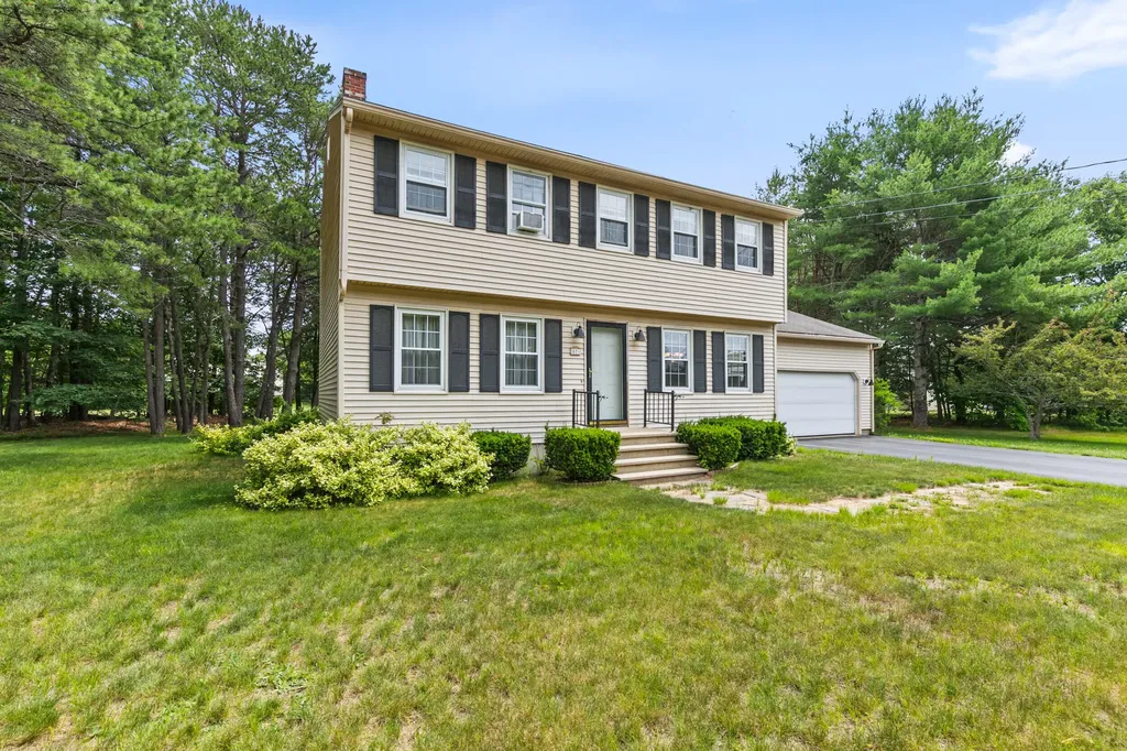 87 1/2 Harpswell Road Brunswick ME 04011