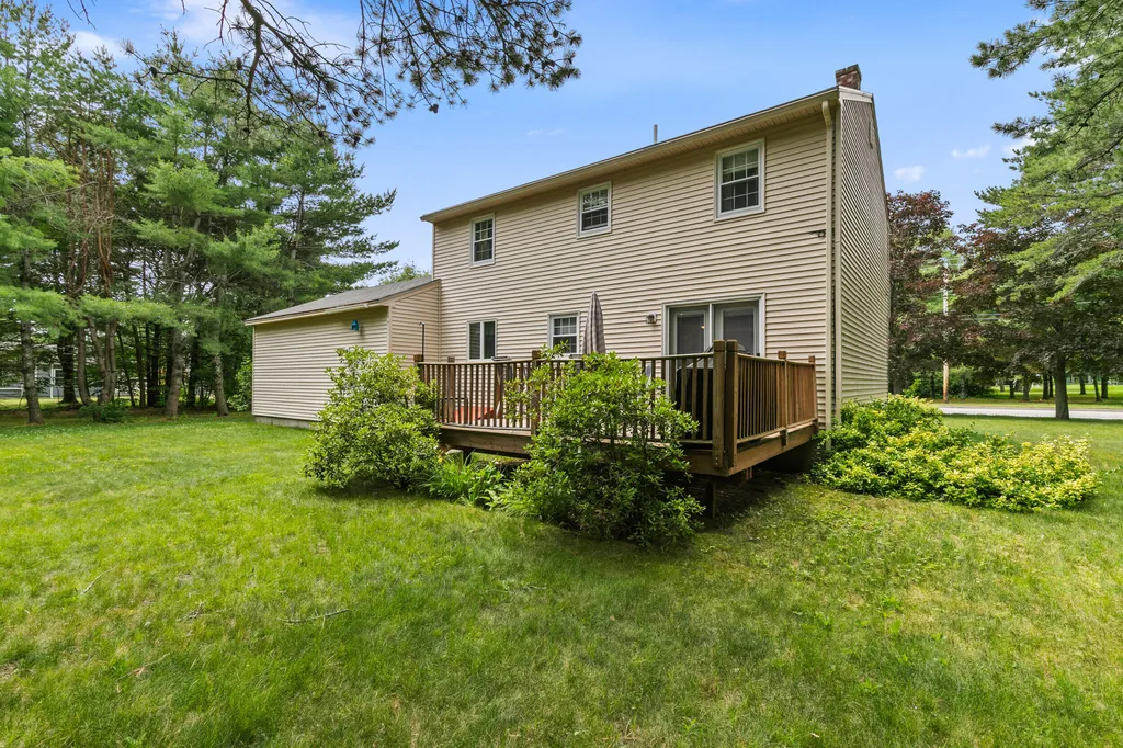 87 1/2 Harpswell Road Brunswick ME 04011